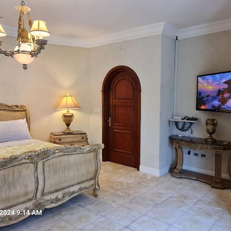 Sandpiper Beach Apartments Palm Beach Eksteriør billede