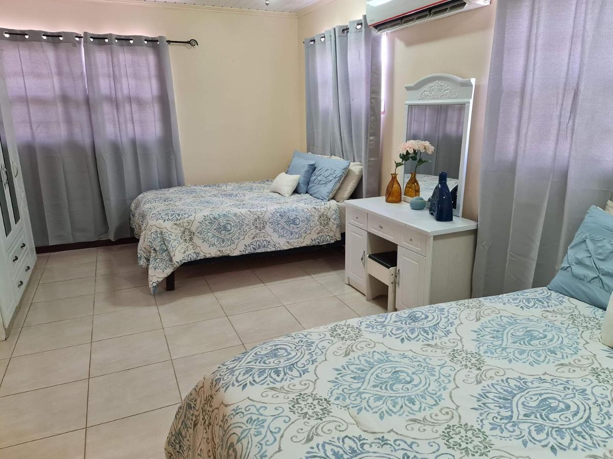 Sandpiper Beach Apartments Palm Beach Eksteriør billede