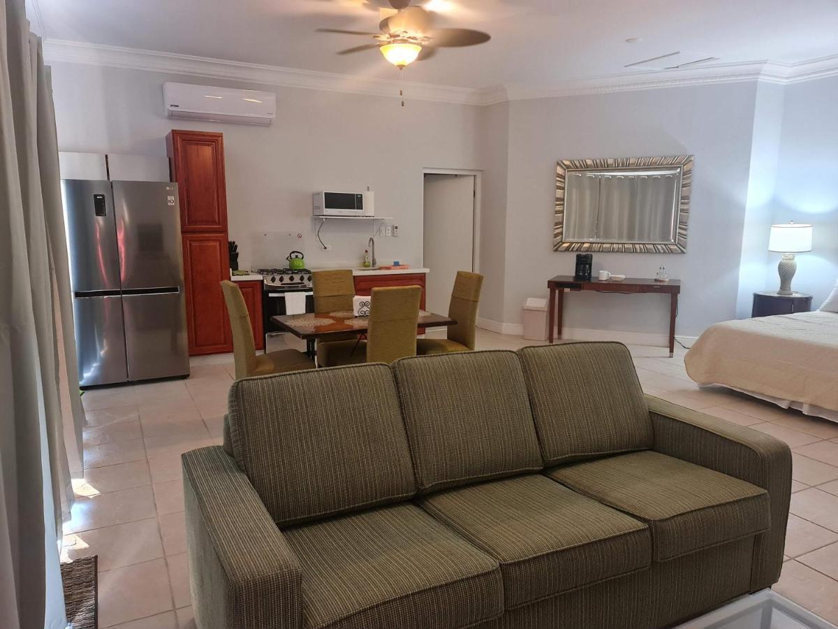 Sandpiper Beach Apartments Palm Beach Eksteriør billede