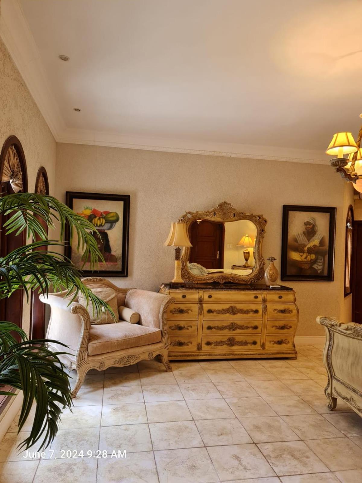 Sandpiper Beach Apartments Palm Beach Eksteriør billede